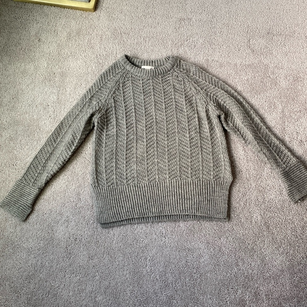 H&M Gray Sweater Sz XS